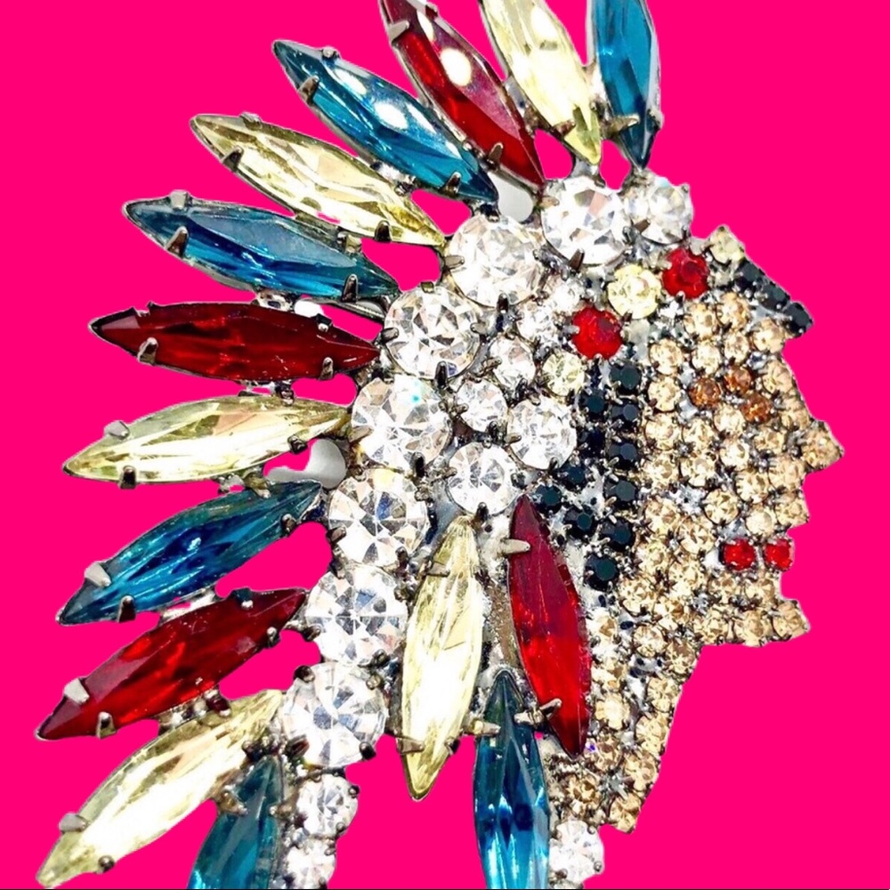 Von Walhof Native American Indian Chief Brooch